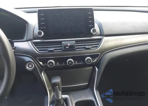 2021 Honda Accord Lx z USA, uszkodzony, nr VIN 1HGCV1F17MA015214